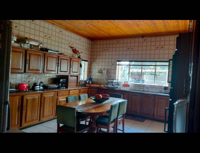 3 BEDROOM FREEHOLD FOR SALE IN DALVIEW